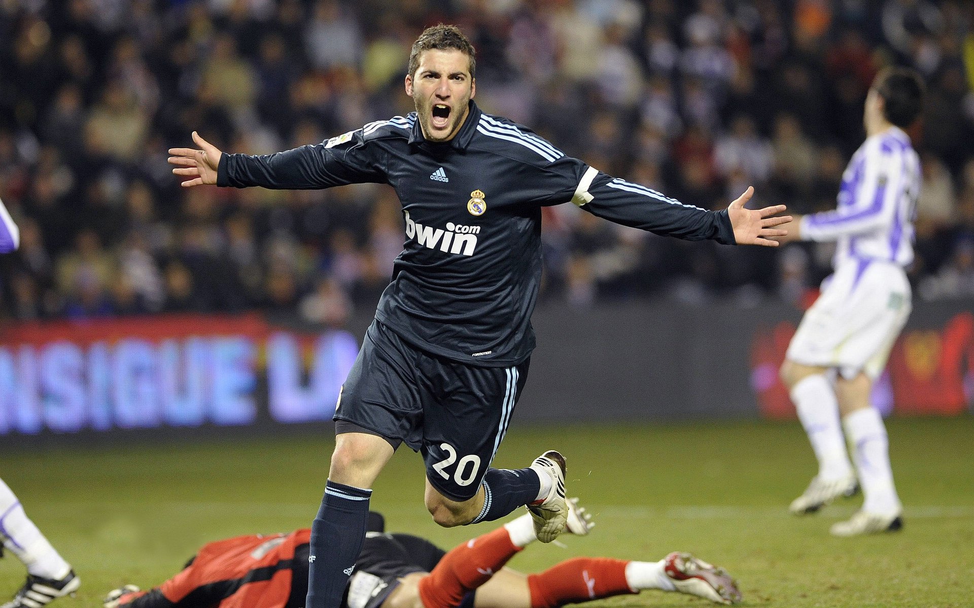 中国足球球员位置多样性对比研究，足球员分布